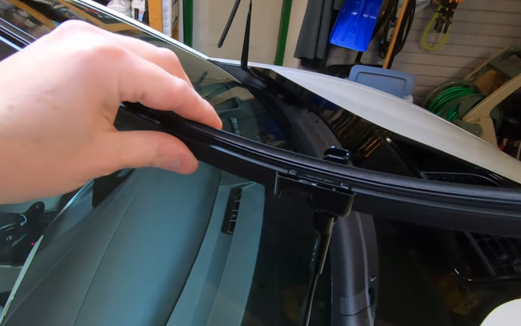 How to change wiper blades on a BMW i8 Car Ownership AutoTrader